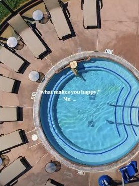 Overhead view of the circular spa pool at The Cassara Carlsbad